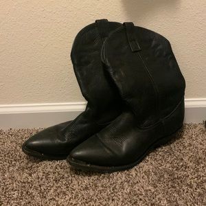 worn maybe 3 times black steel toed boots